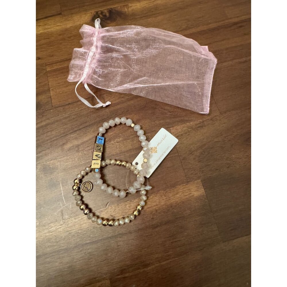 NWT Love beaded bracelet set